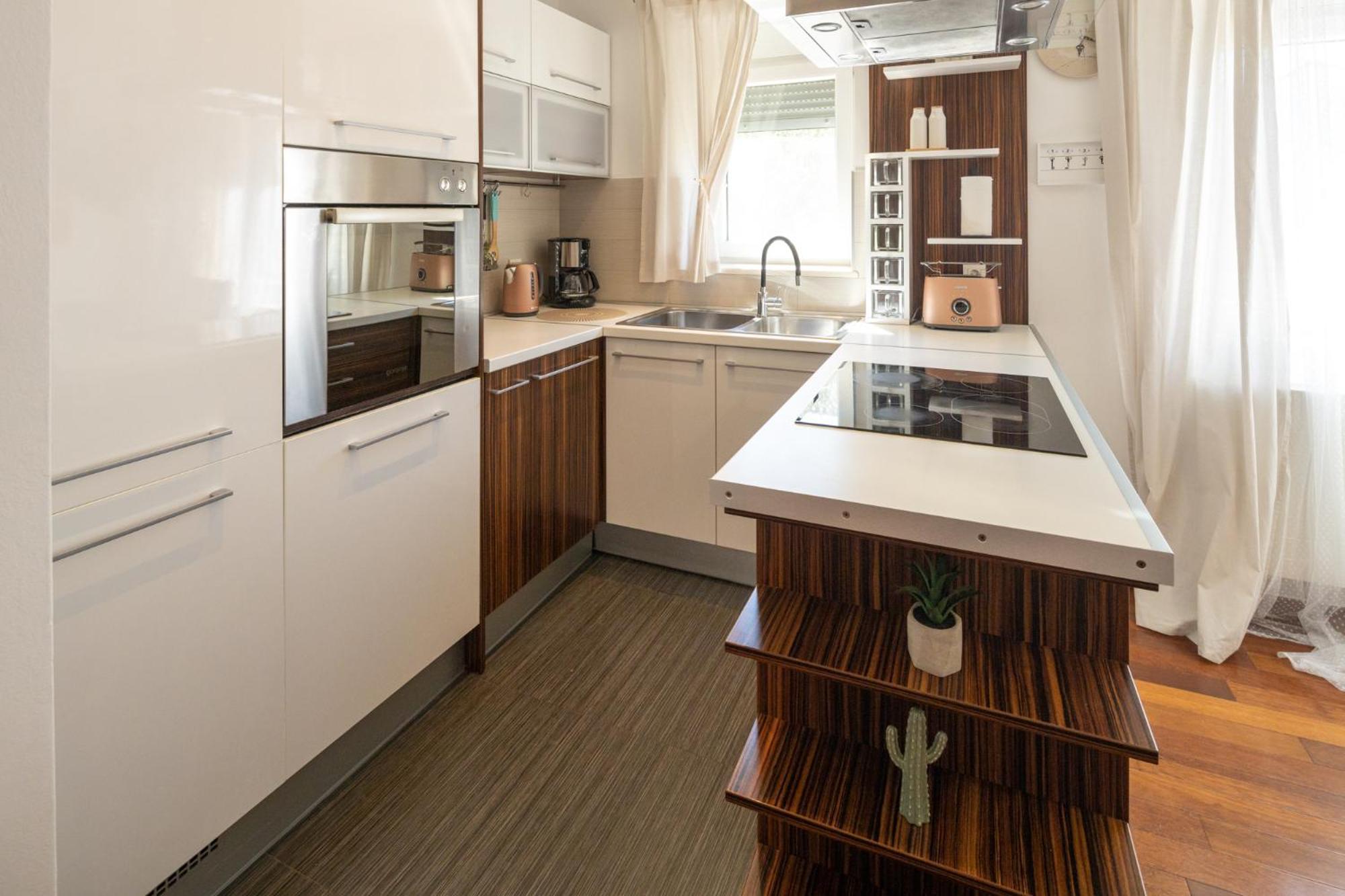 Lumaja Luxury Apartman Biograd Na Moru Exterior foto
