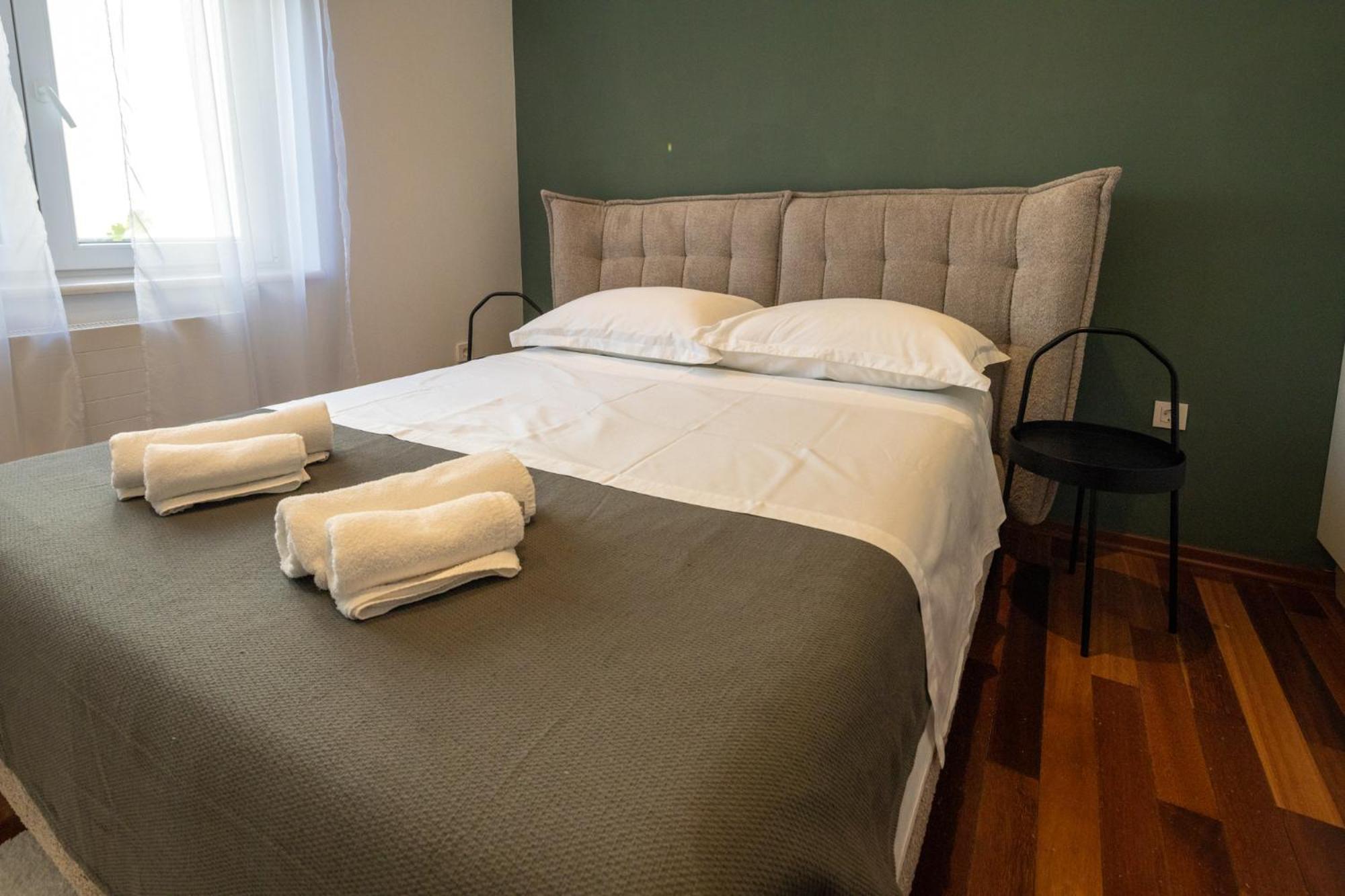 Lumaja Luxury Apartman Biograd Na Moru Exterior foto